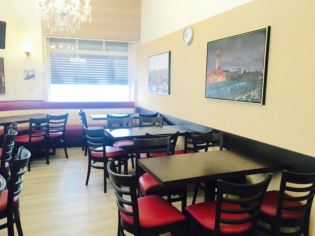 Hotel Altstadt Spandau Seeburg  ภายนอก รูปภาพ
