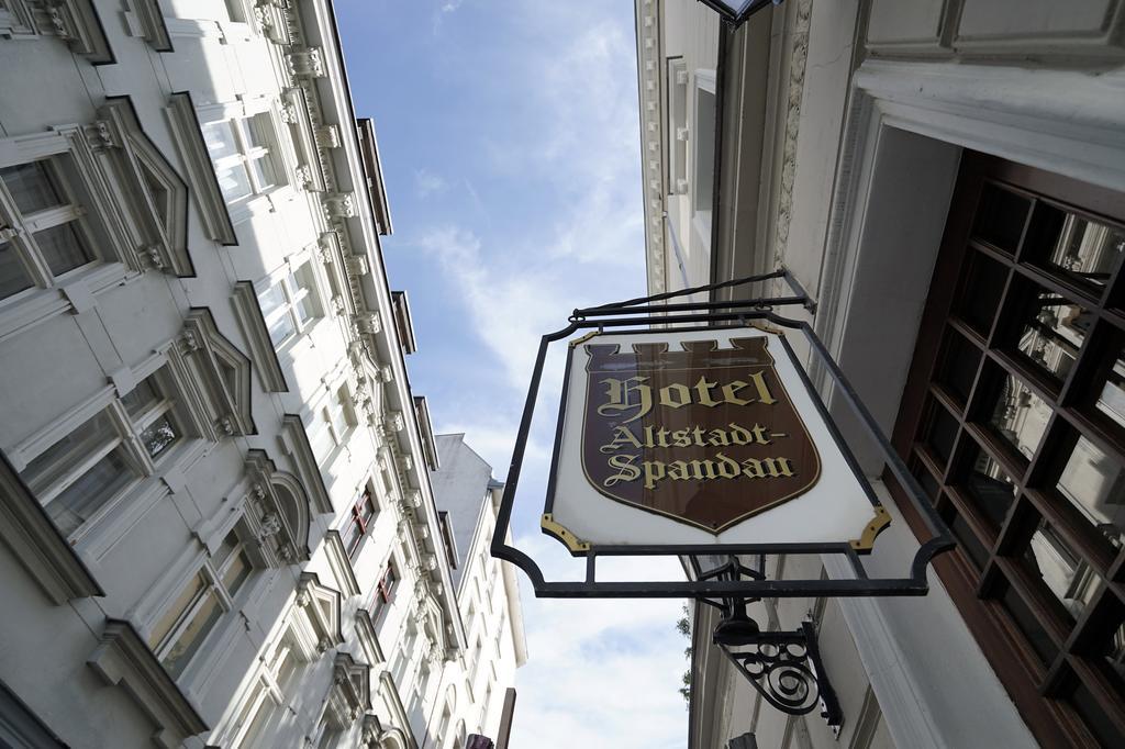 Hotel Altstadt Spandau Seeburg  ภายนอก รูปภาพ